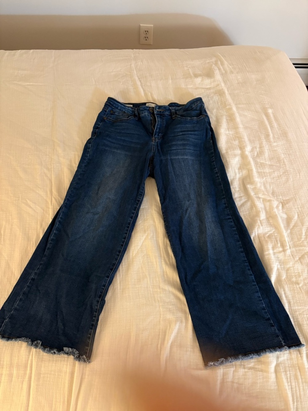 Cropped, wide leg jeans